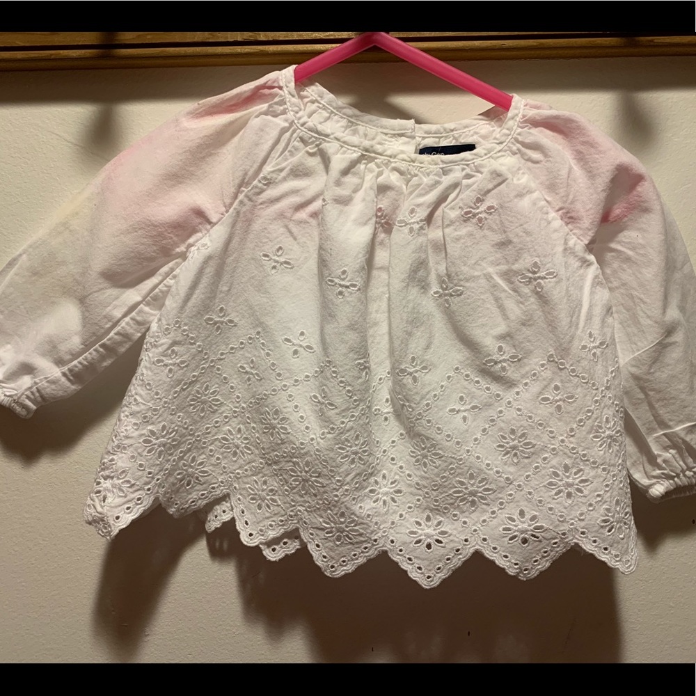 Baby Gap 9m eyelet shirt
